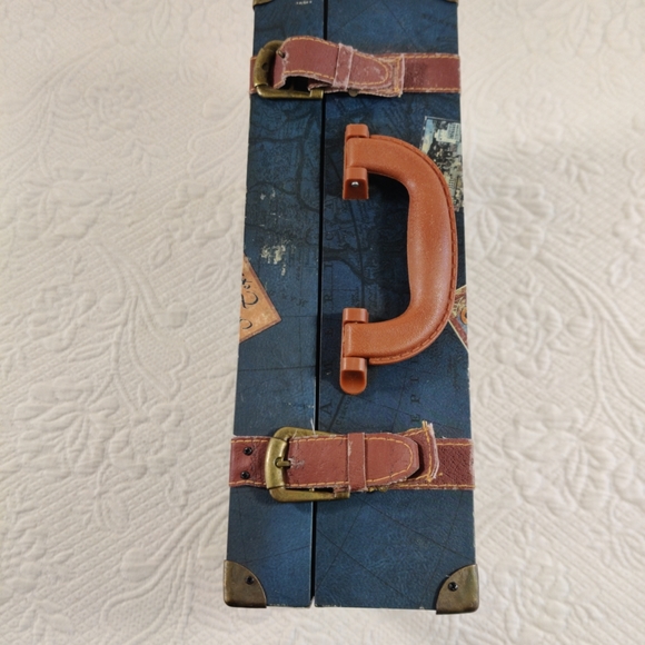 Explore America Seattle 1000 Piece 24 X 18 Puzzle In Suitcase Artist Eric Dowdle - Picture 6 of 11